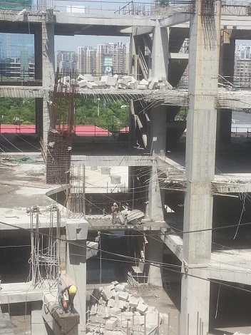 南京河西德基广场切割改造